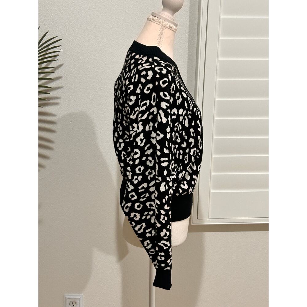 Mark New York Leopard Sweater – Size Small – Batwing Sleeves – Black & White - Picture 2 of 5